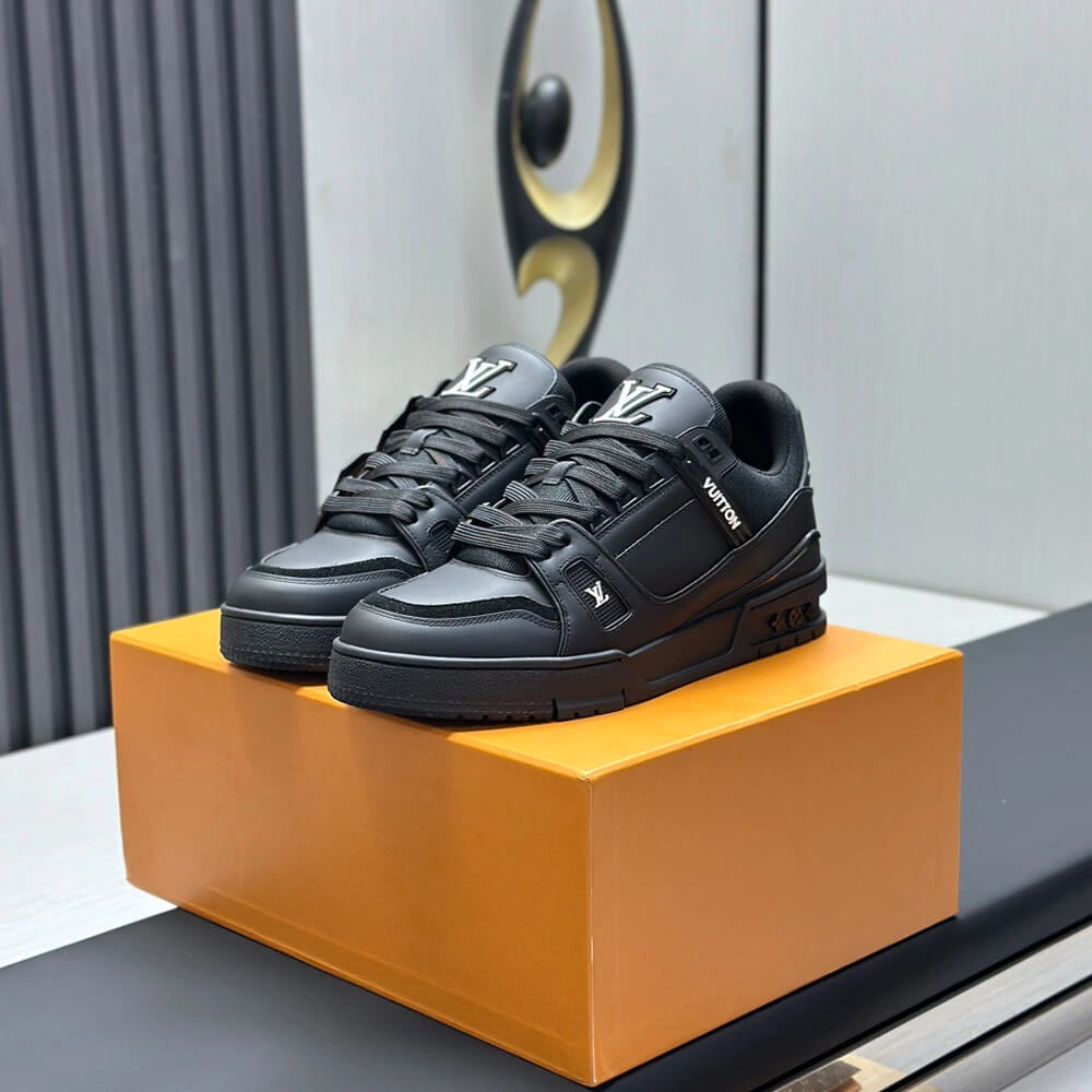 LV Trainer Sneaker Original 3204