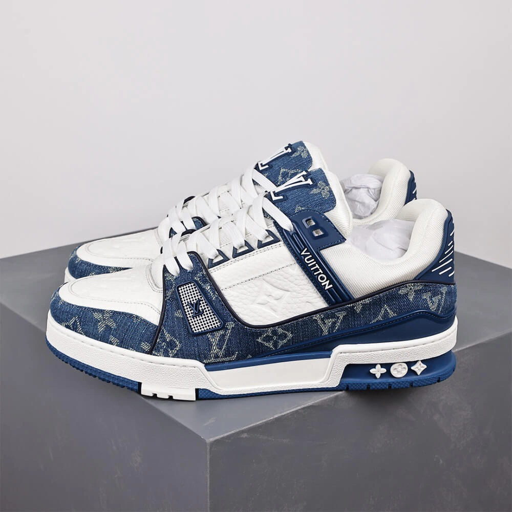 Seasonal LV Trainer Sneaker 3244