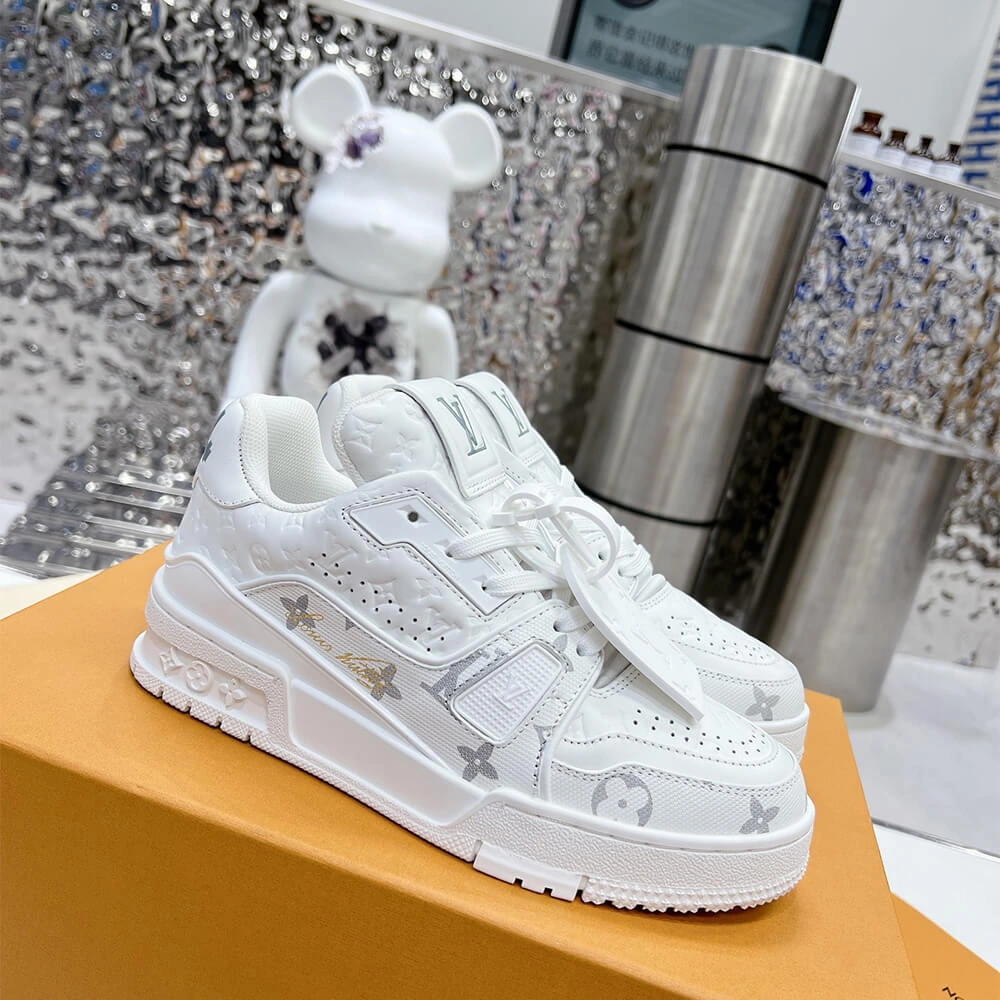 LV Trainer Sneaker TechFriendly 3182