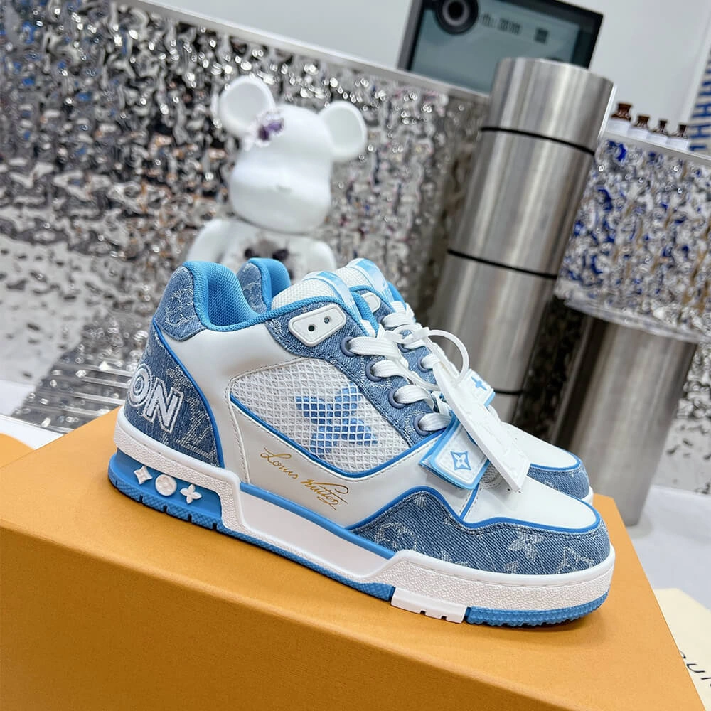 LV Trainer Sneaker Functional 3174
