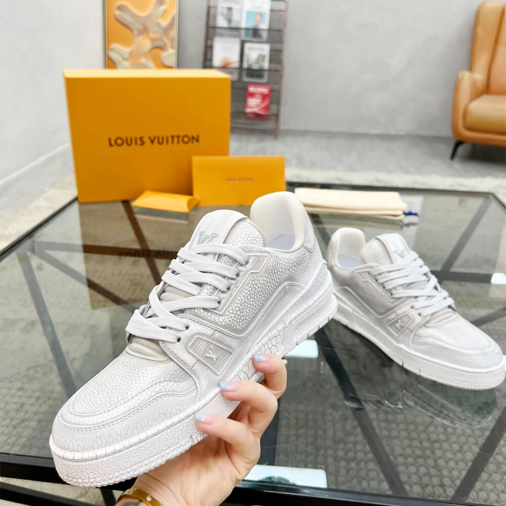 Colorful LV Trainer Sneaker 3183
