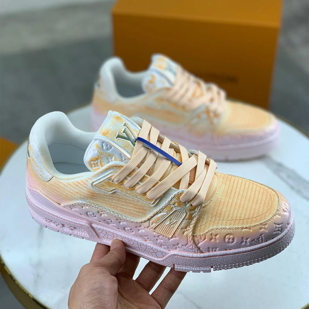 Seasonal LV Trainer Sneaker 3173