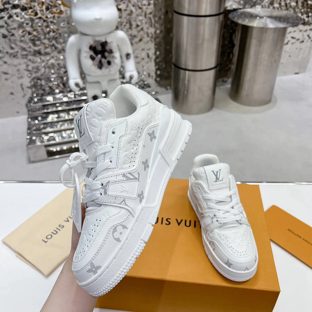 LV Trainer Sneaker TechFriendly 3182