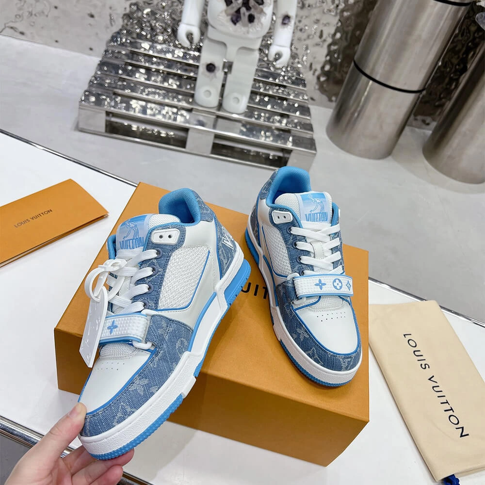LV Trainer Sneaker Functional 3174