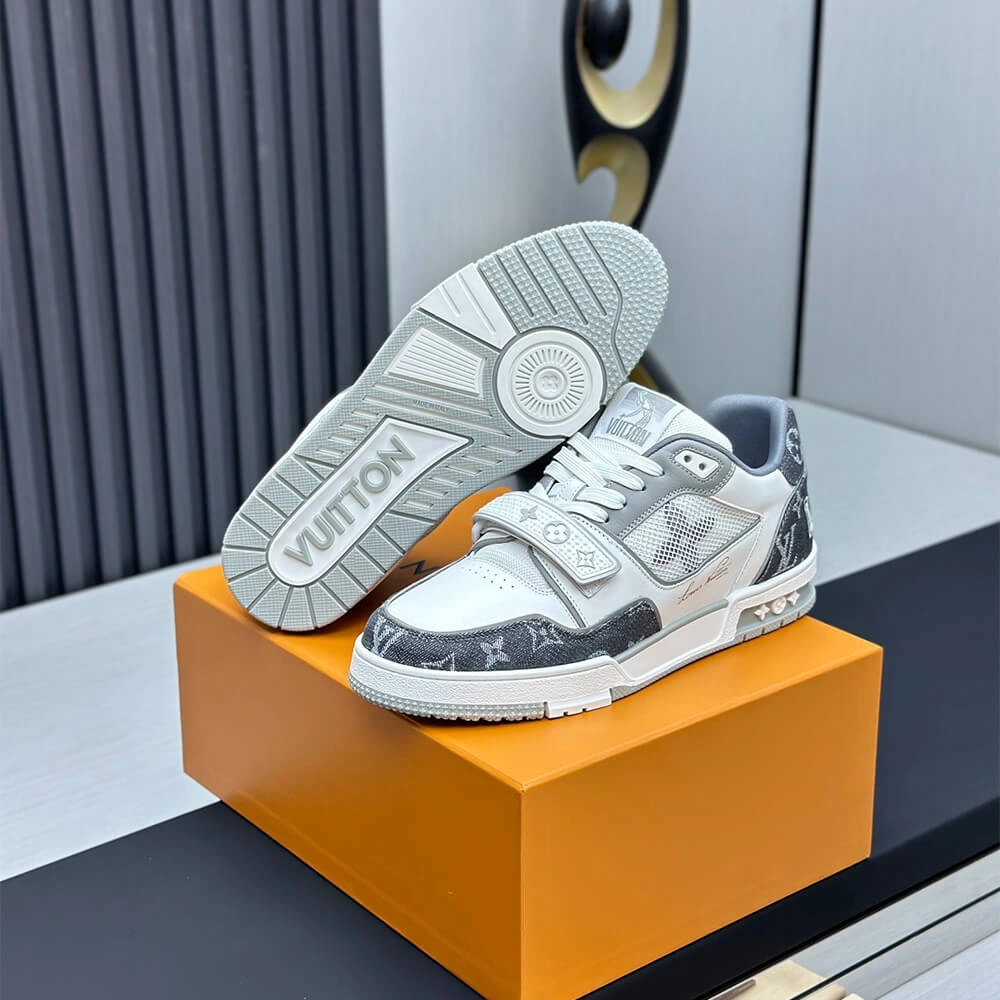 LV Trainer Sneaker OdorResistant 3238