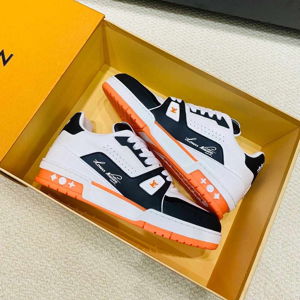 LV Trainer Sneaker AllSeason 3207