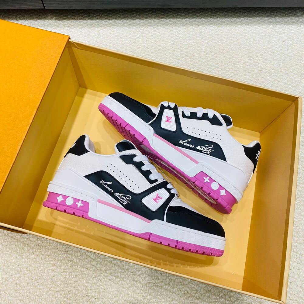 Casual LV Trainer Sneaker 3233
