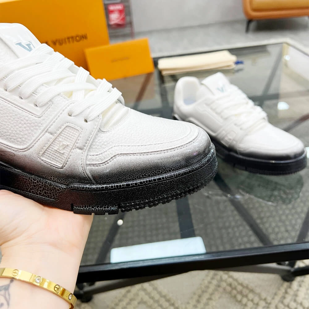 LV Trainer Sneaker Timeless 3192