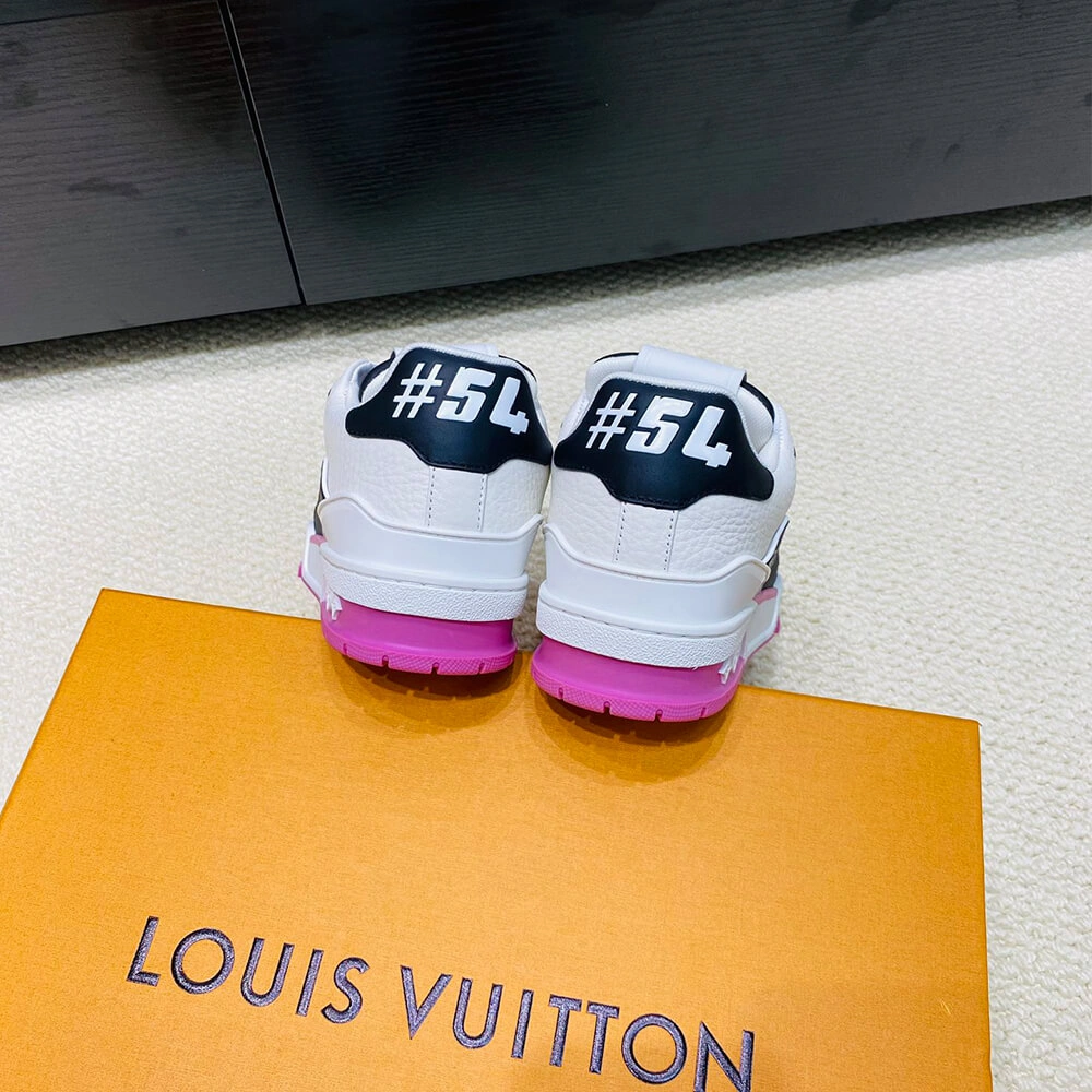 Casual LV Trainer Sneaker 3233
