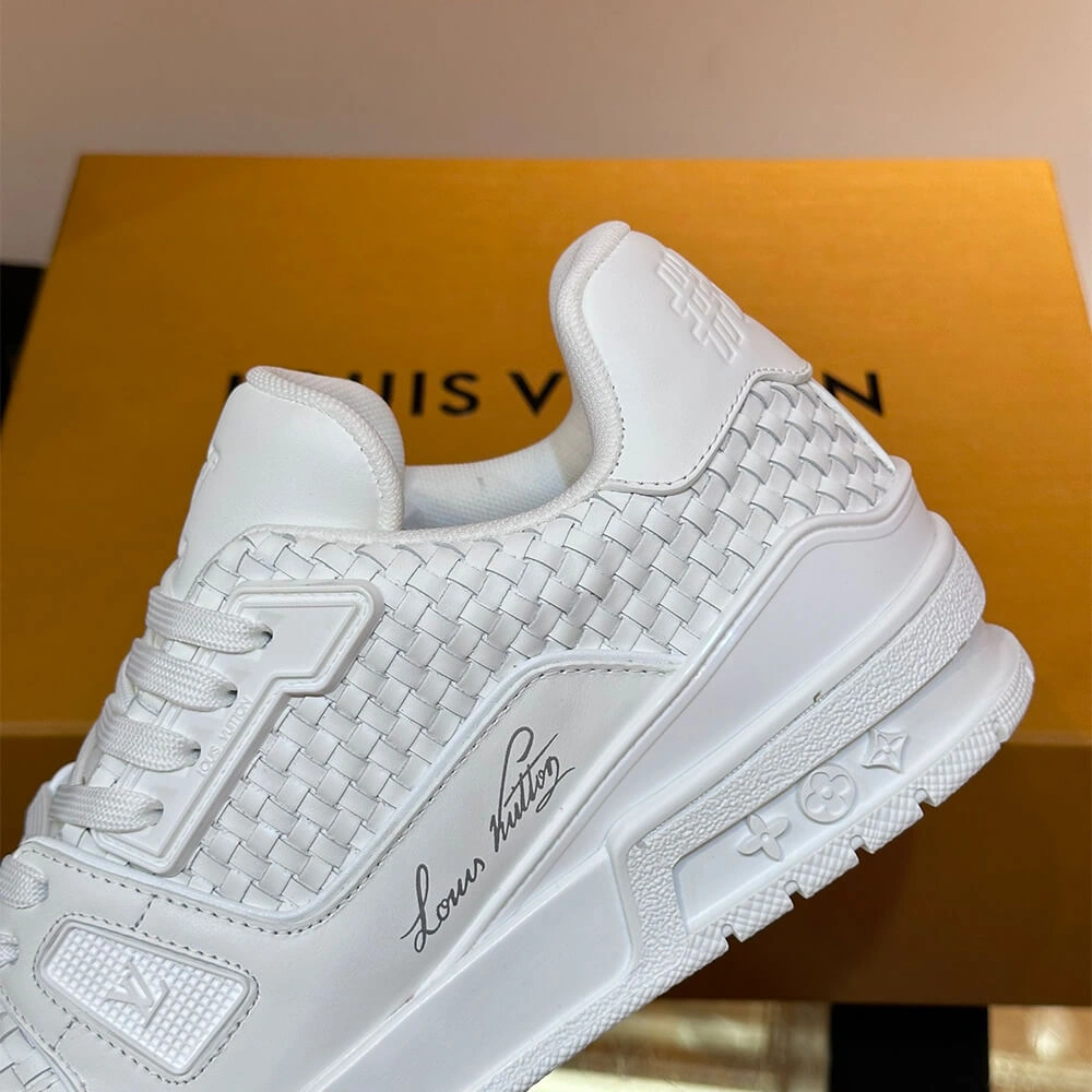NewStyle LV Trainer Sneaker 3210