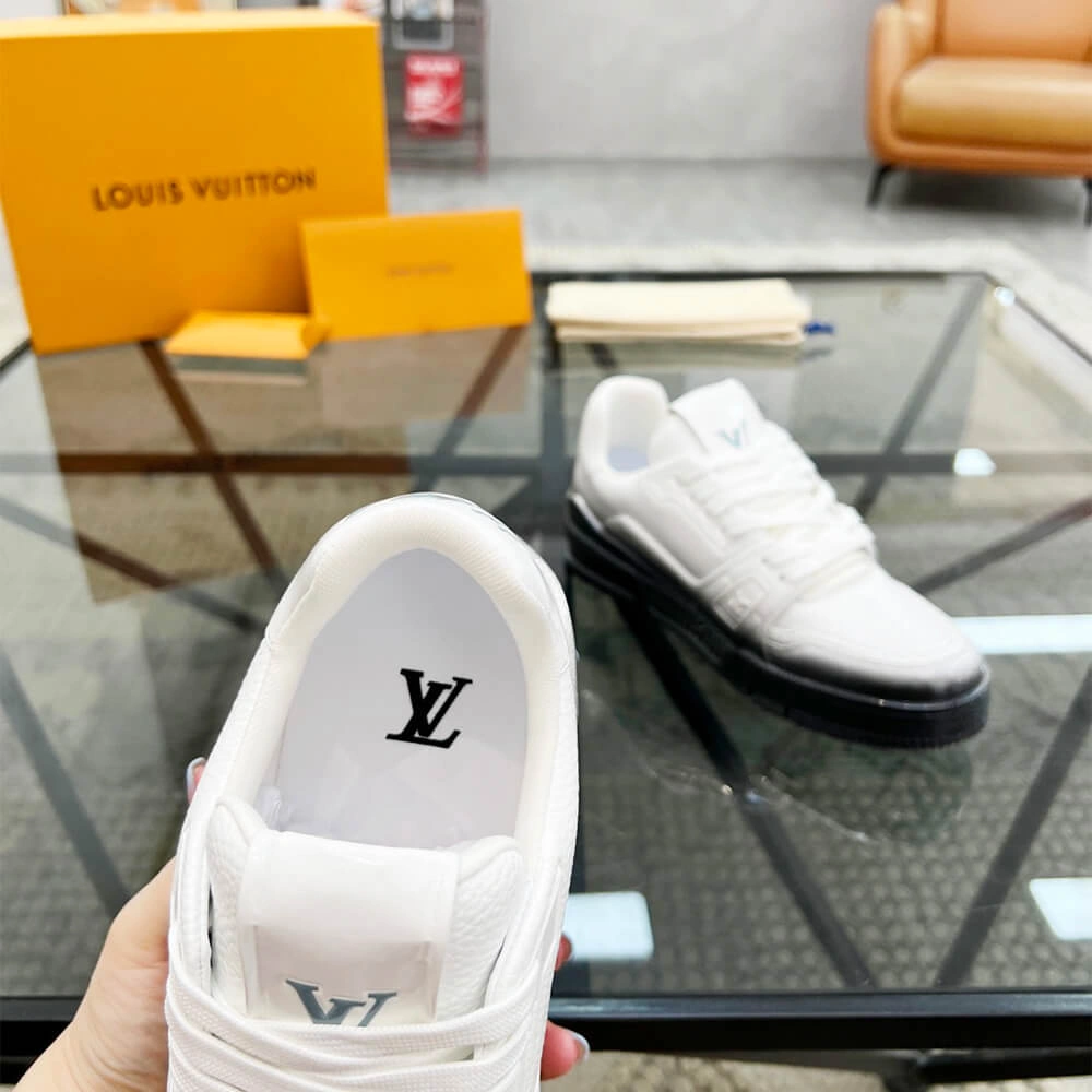 LV Trainer Sneaker Timeless 3192