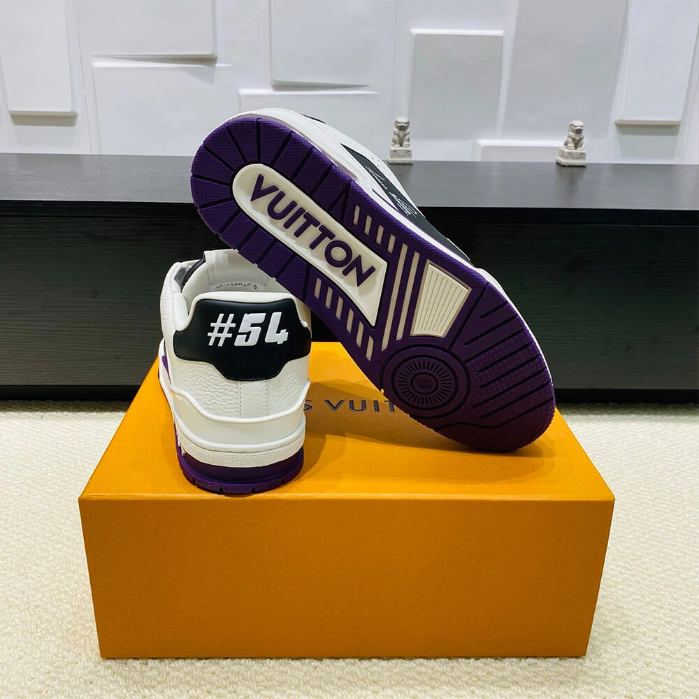 LV Trainer Sneaker Comfortable 3239