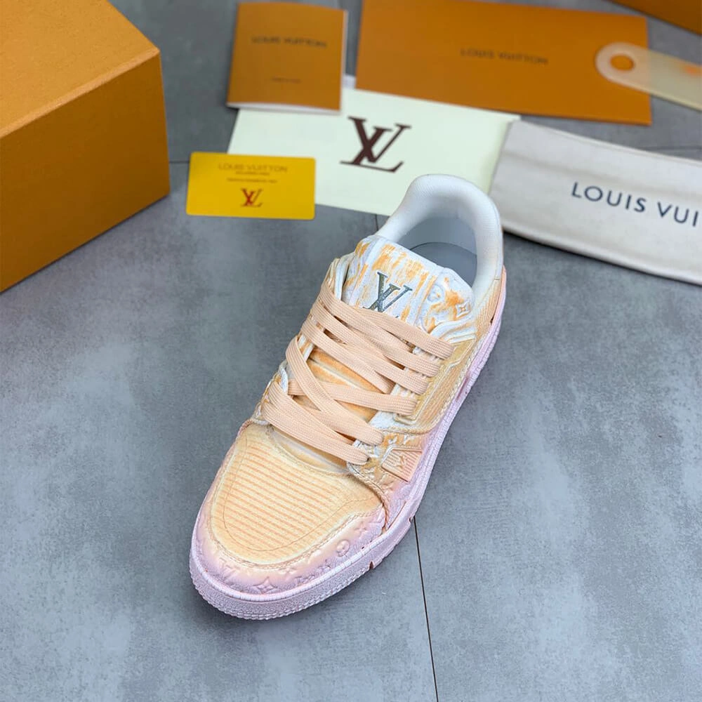 Seasonal LV Trainer Sneaker 3173
