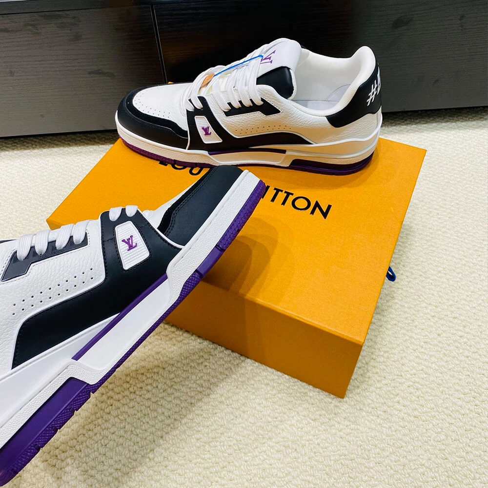 LV Trainer Sneaker Comfortable 3239