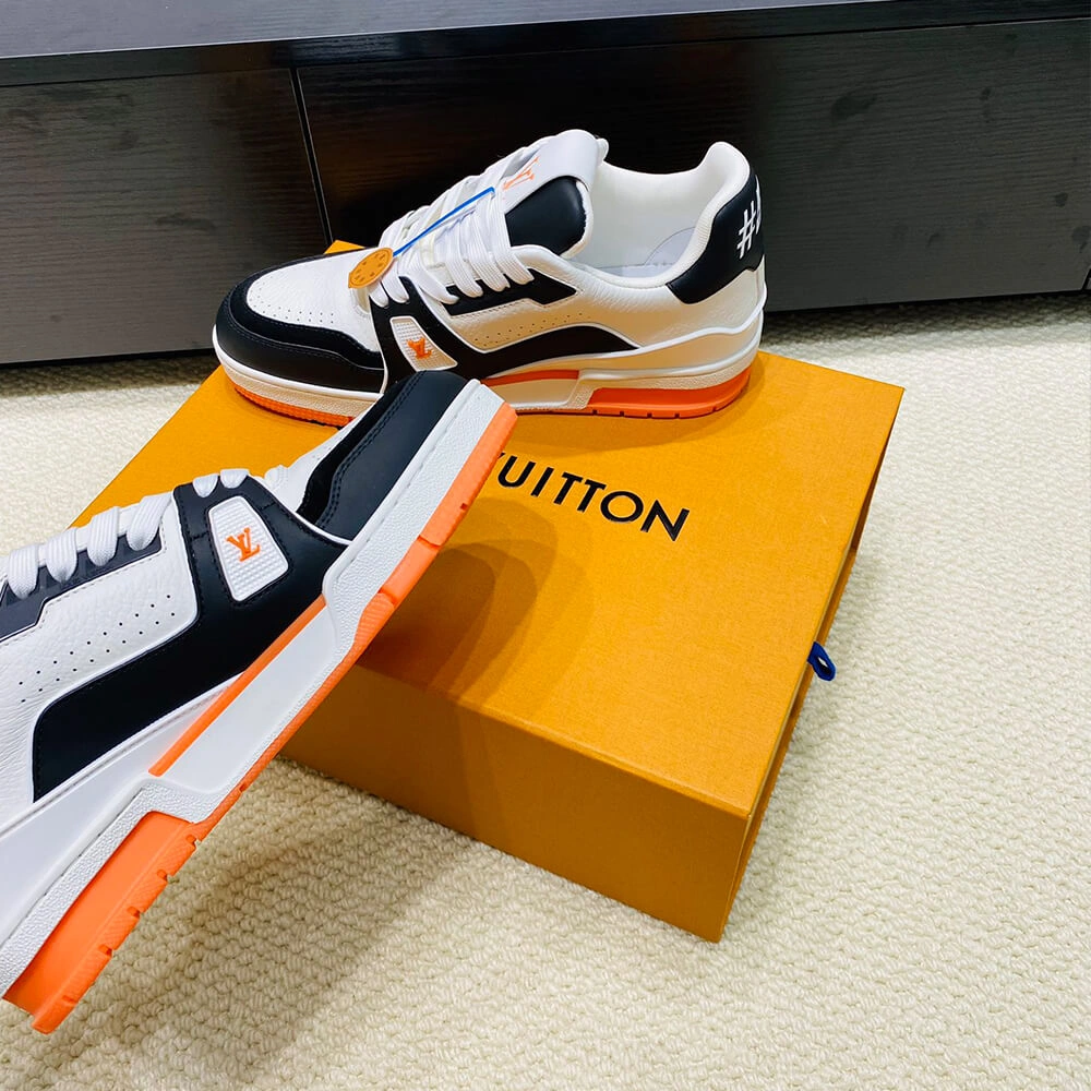 LV Trainer Sneaker AllSeason 3207