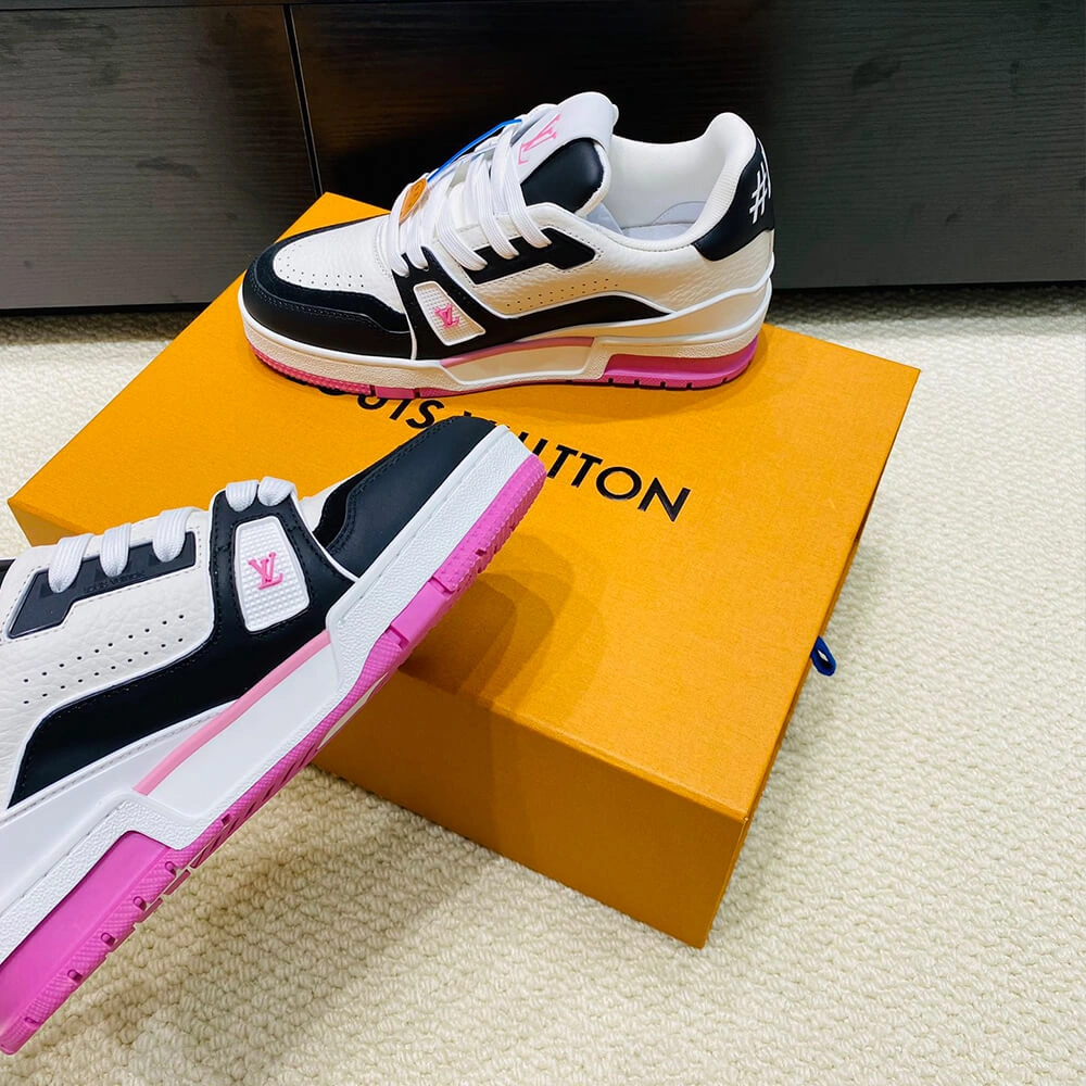 Casual LV Trainer Sneaker 3233