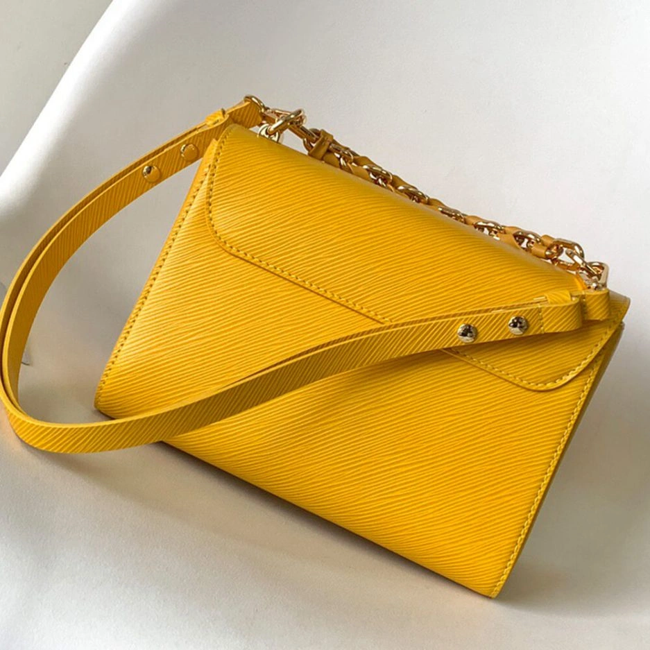 LV Twist MM ComfortFit 443