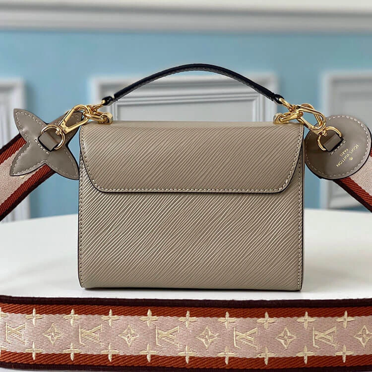 Versatile LV Twist PM Handbag 910