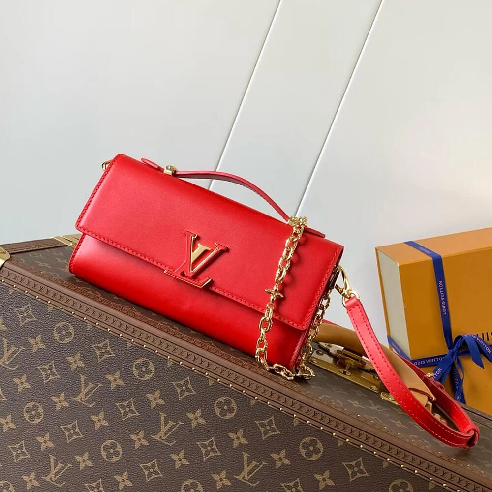 ZipUp LV Wallet On Chain Capucines 260