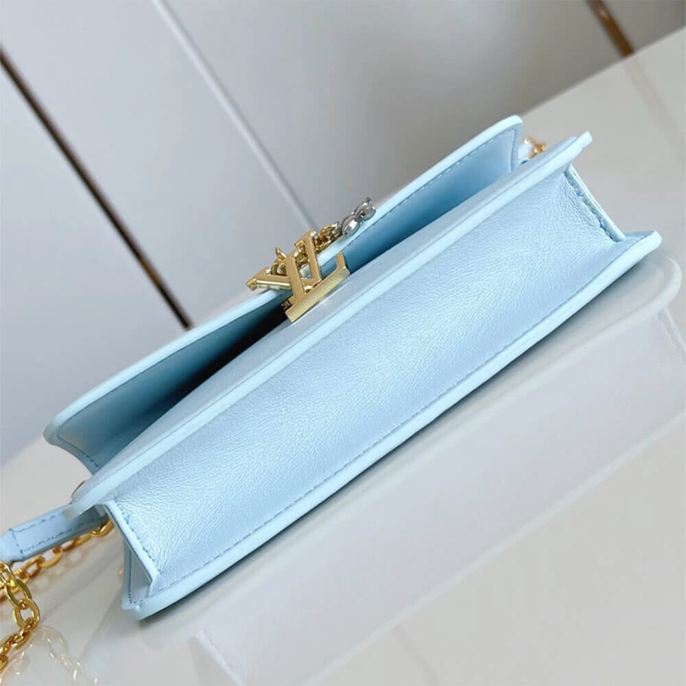 Attractive LV Wallet On Chain LV Bloom 301