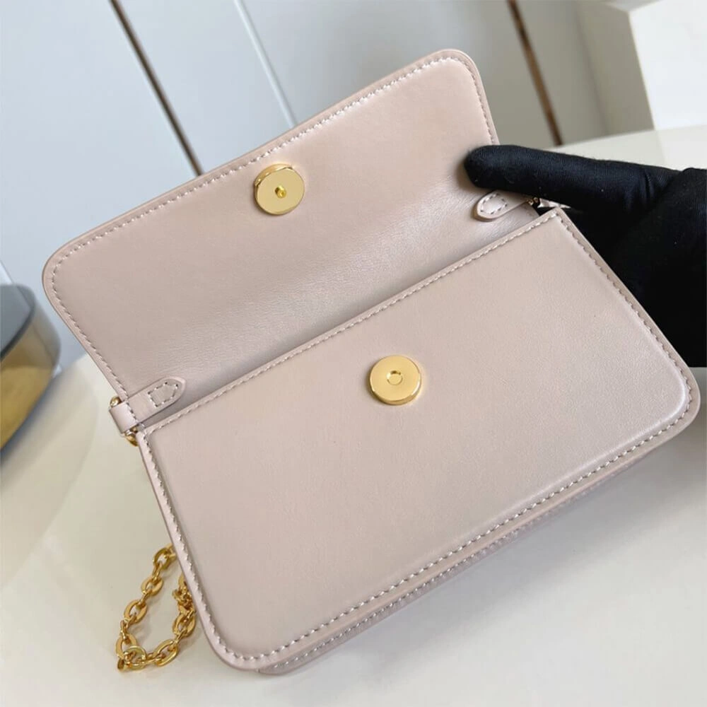 Minimalist LV Wallet On Chain LV Bloom 303