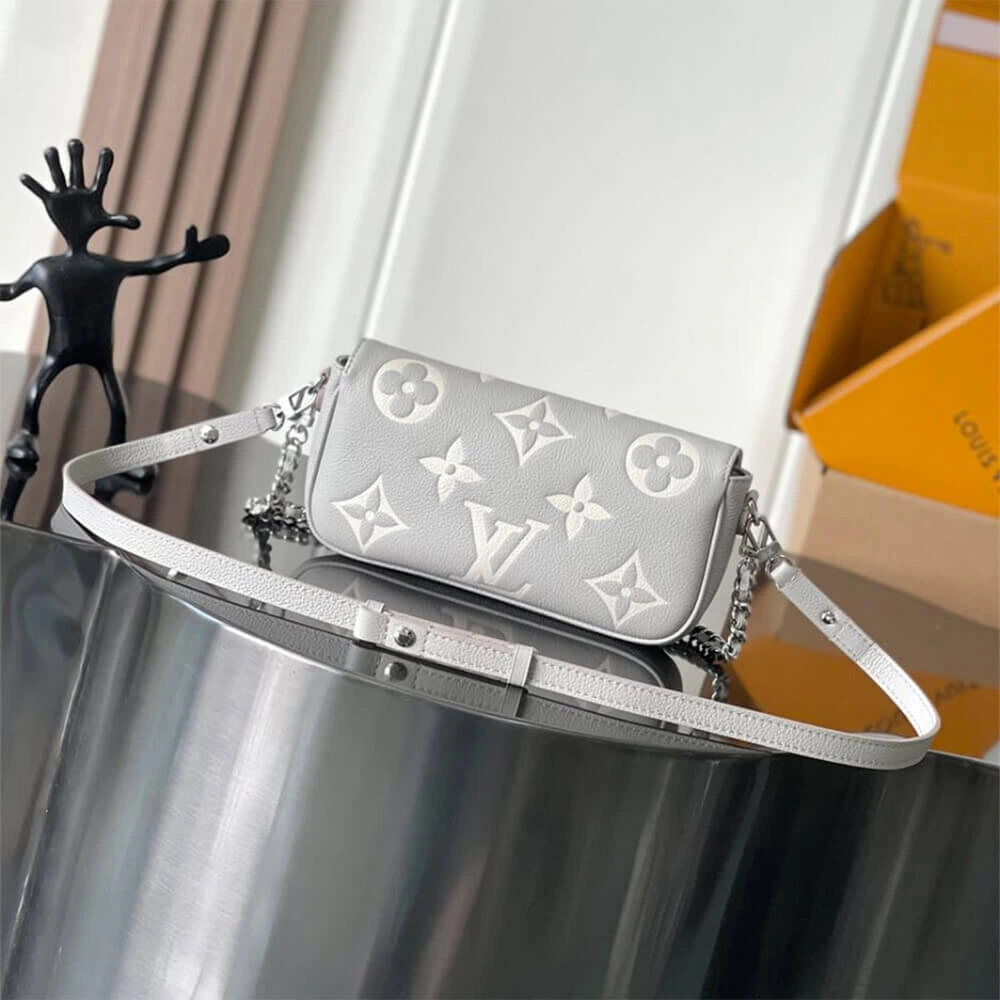 LV Wallet on Chain Ivy Elegant 322
