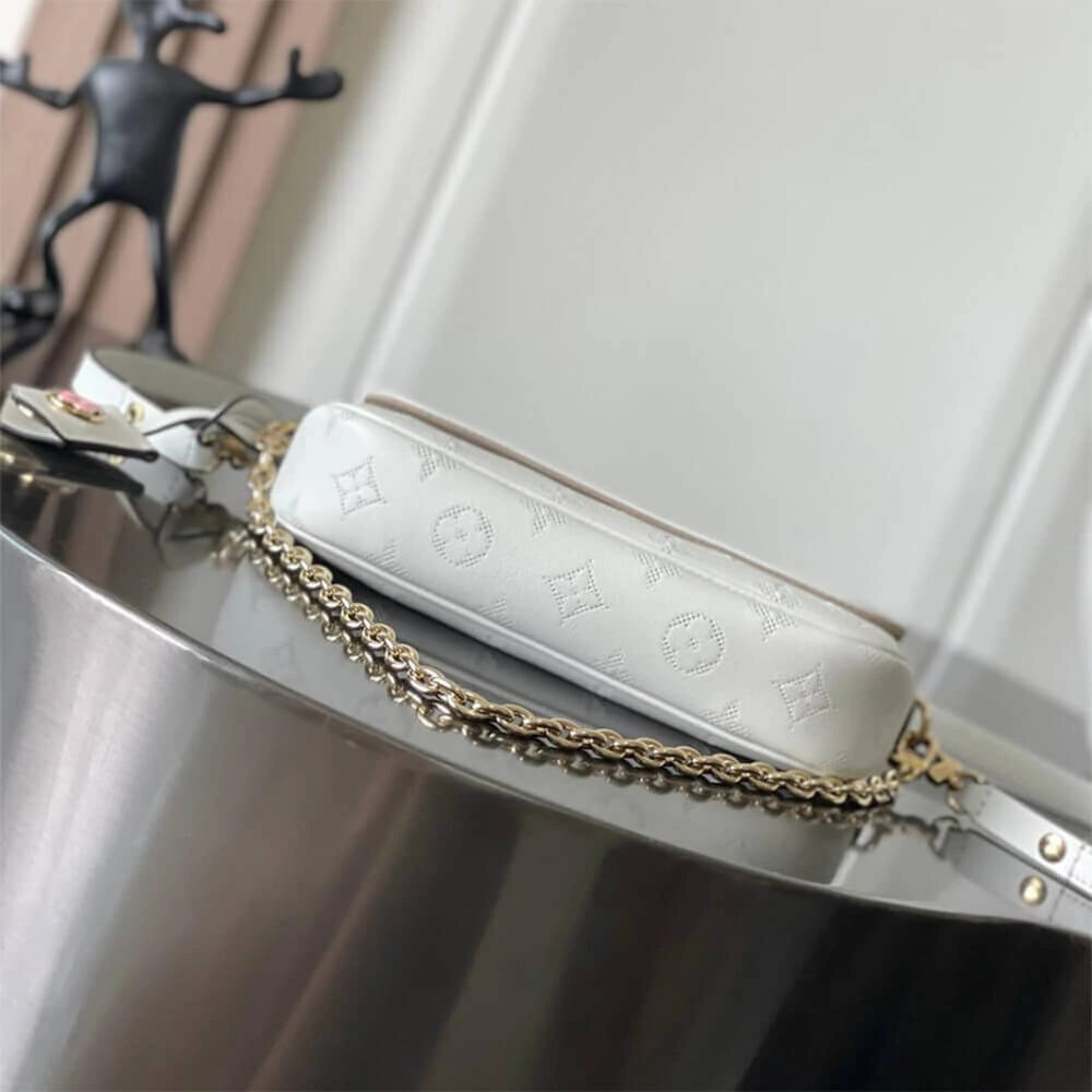 Chic LV Wallet on Chain Ivy 321