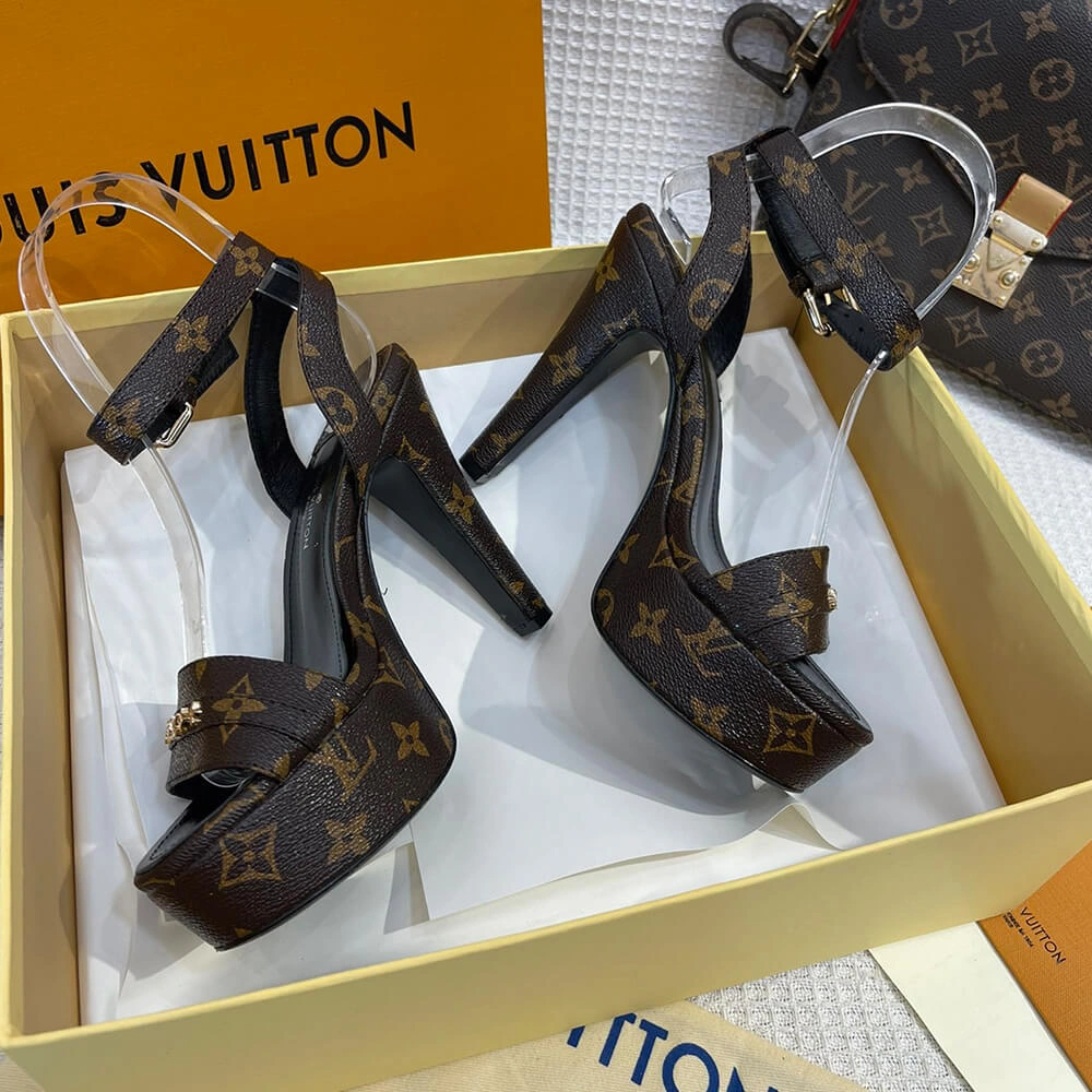 Elegant LV high heel sandals 3252