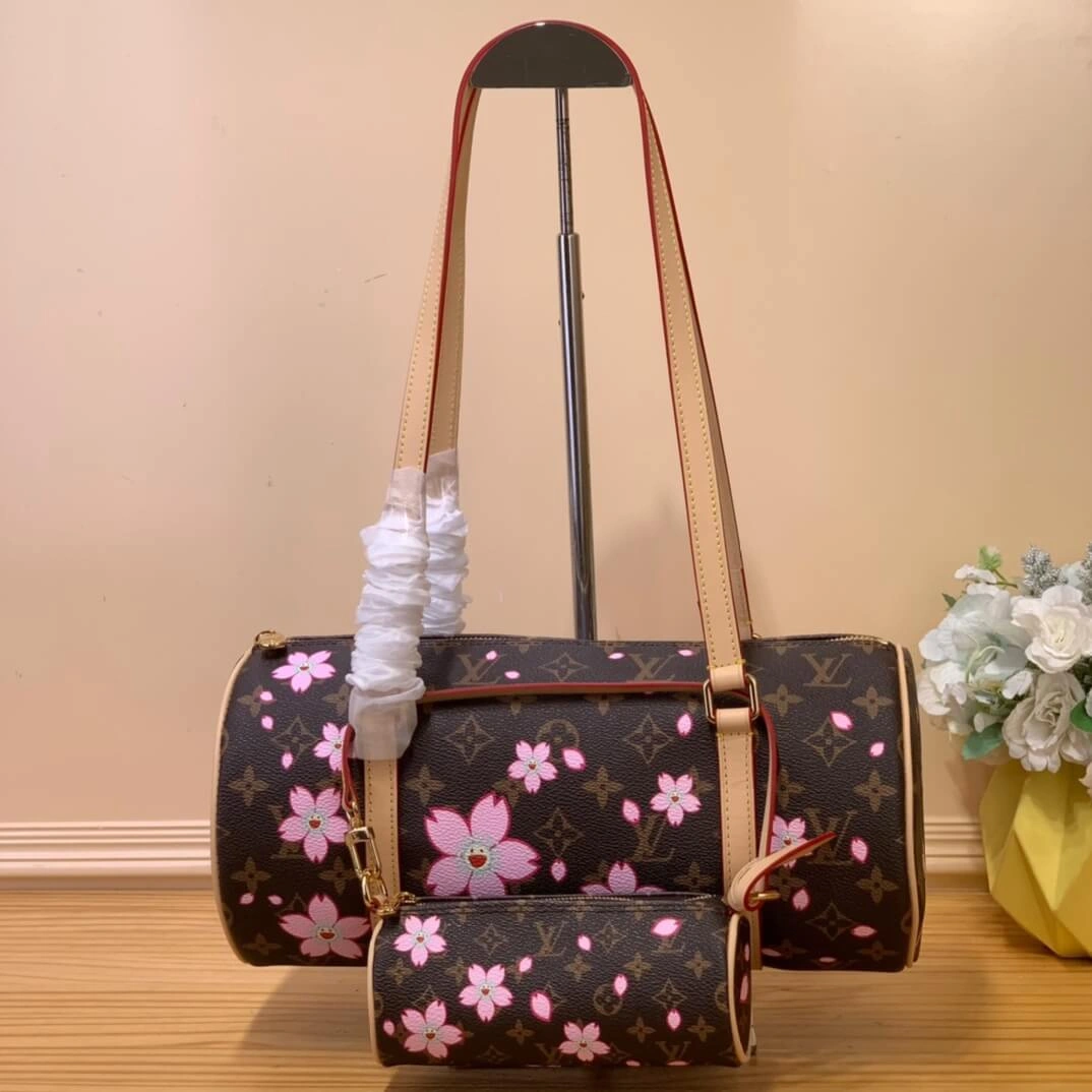 LV x TM Papillon Comfortable 485