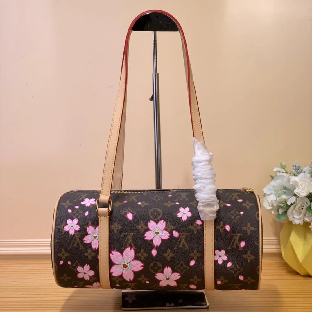LV x TM Papillon Comfortable 485