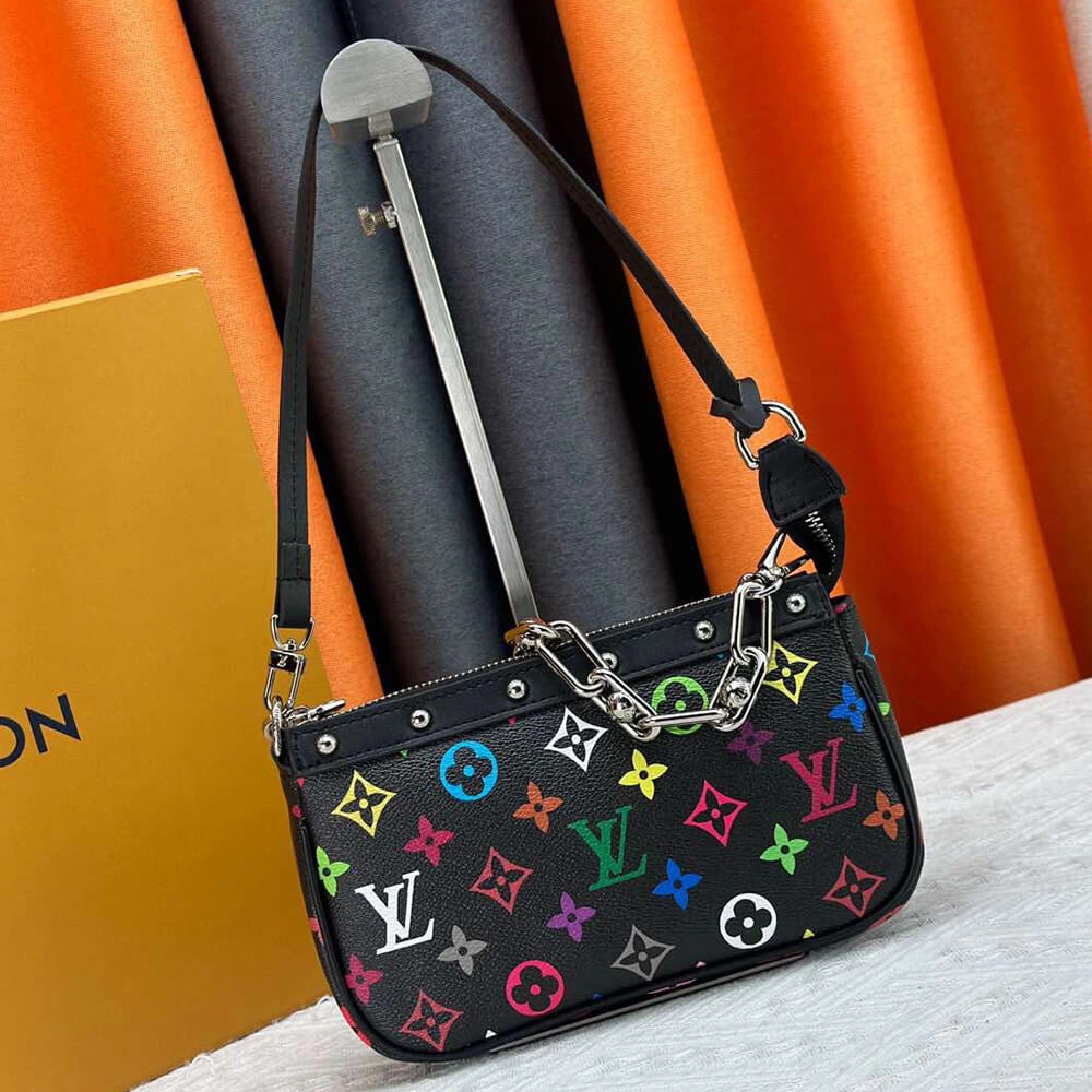 LV x TM Pochette Accessoires Sporty 493