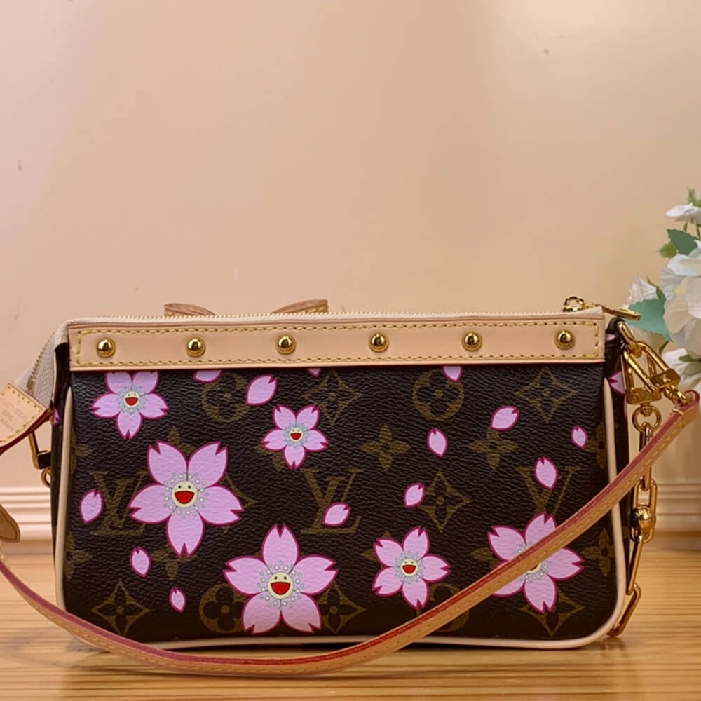 OdorResistant LV x TM Pochette Accessoires 456