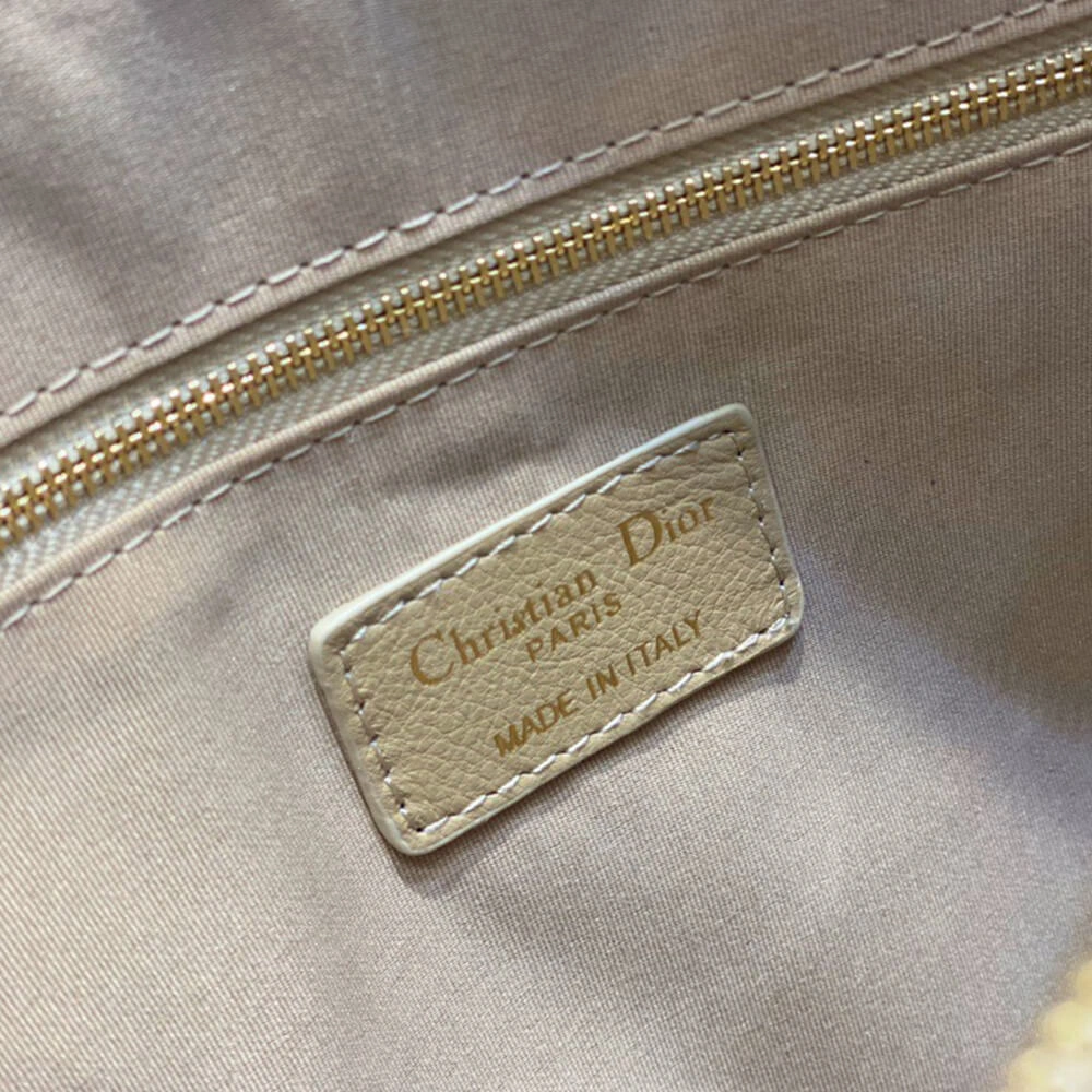 Large Dior Caro Daily Pouch(HIGH-END GRADE) Casual 2372