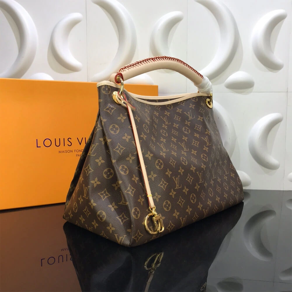 SmoothTexture Louis Vuitton ARTSY MM 586