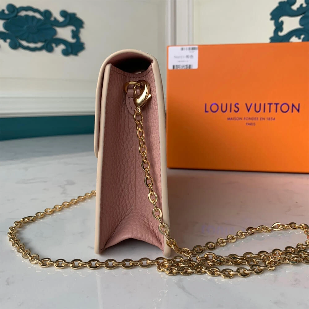 Louis Vuitton CROISETTE CHAIN WALLET Breathable 598