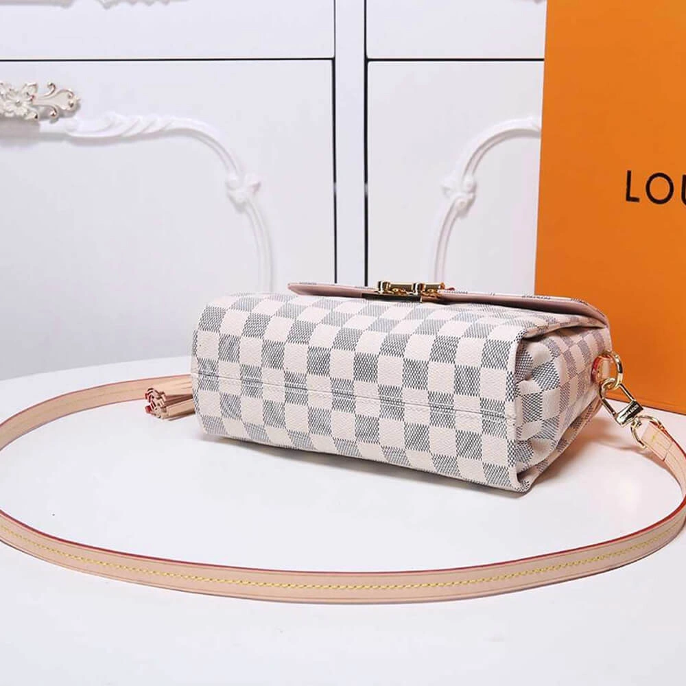 Louis Vuitton CROISETTE Lightweight 766