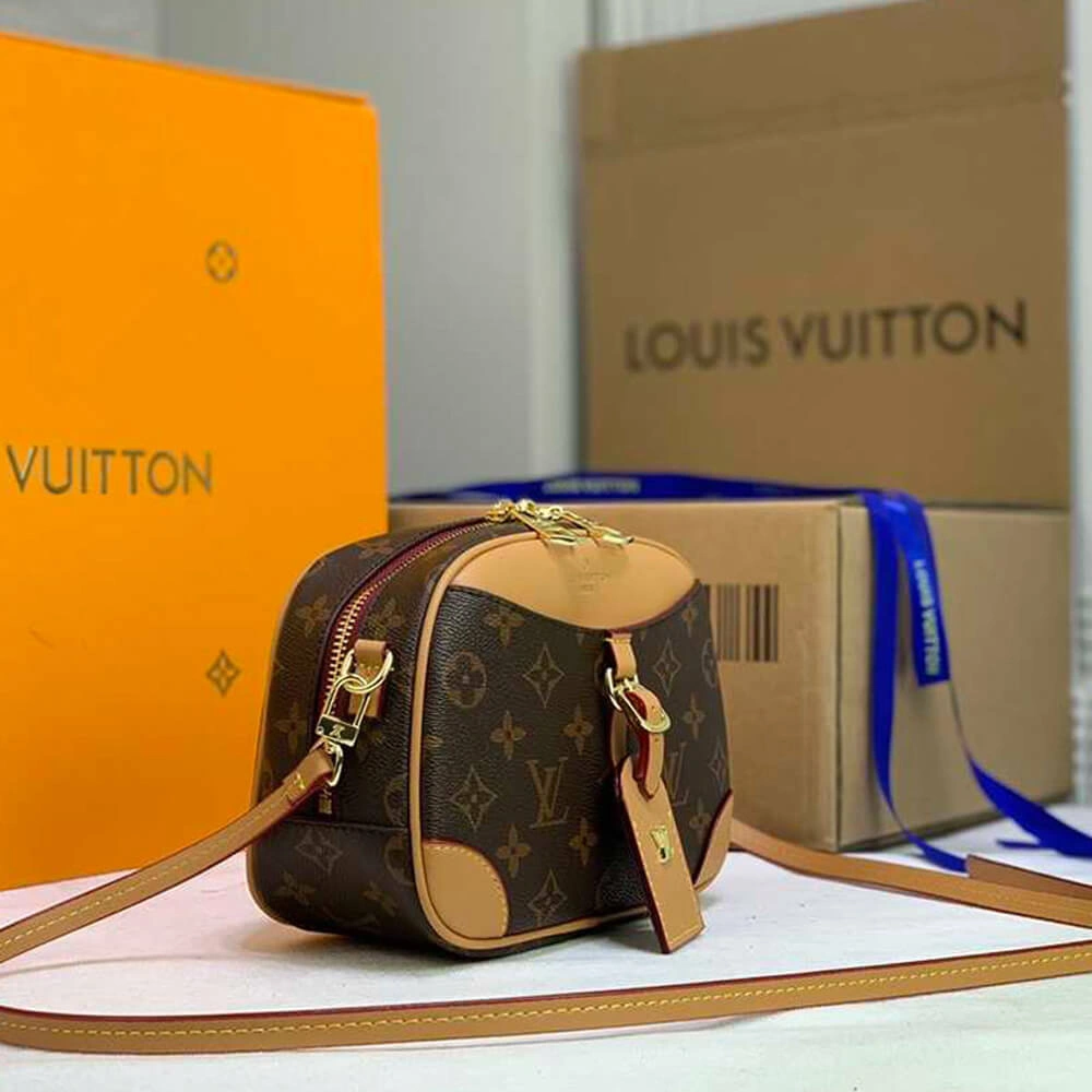 Elegant Louis Vuitton DEAUVILLE MINI 767
