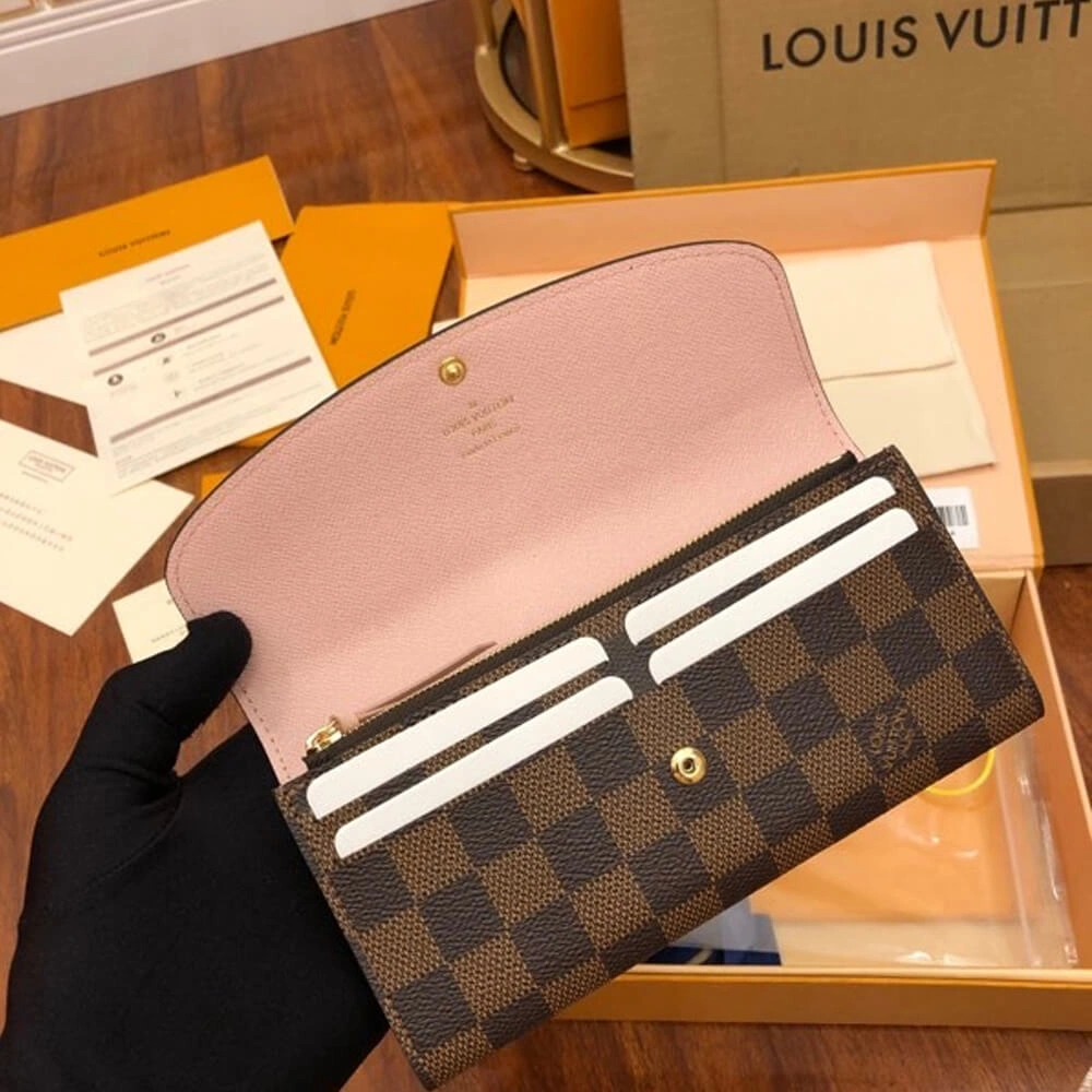MoistureWicking Louis Vuitton Emilie Wallet 702