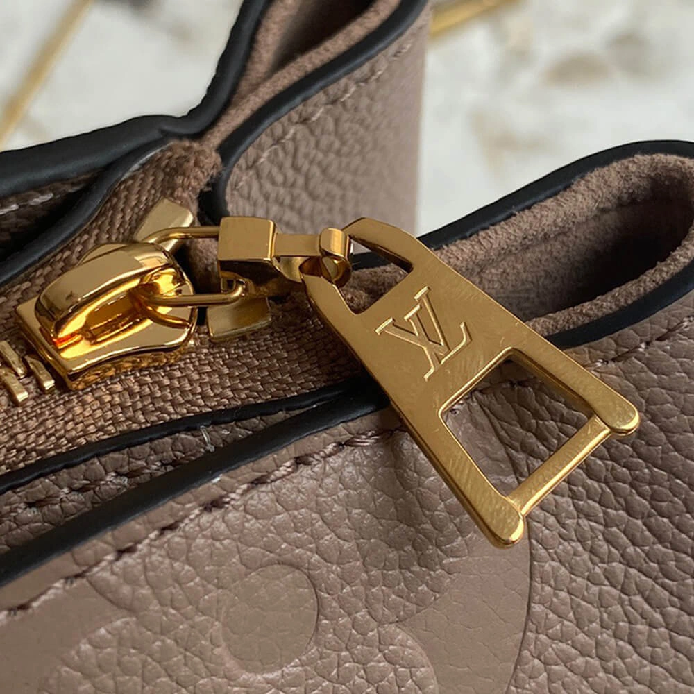 Louis Vuitton GRAND PALAIS WeatherProof 634