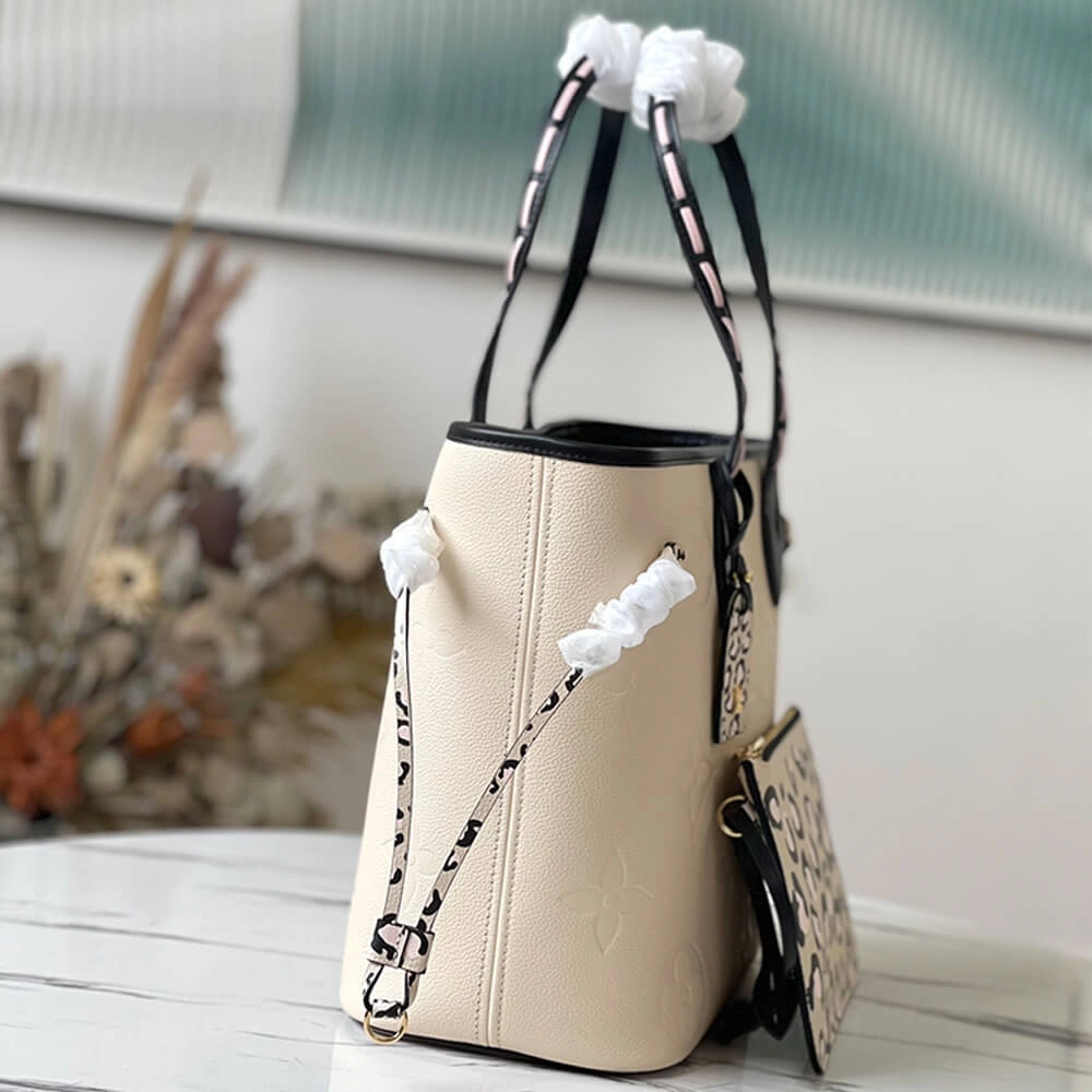 Trendsetting Louis Vuitton NEVERFULL MM 662