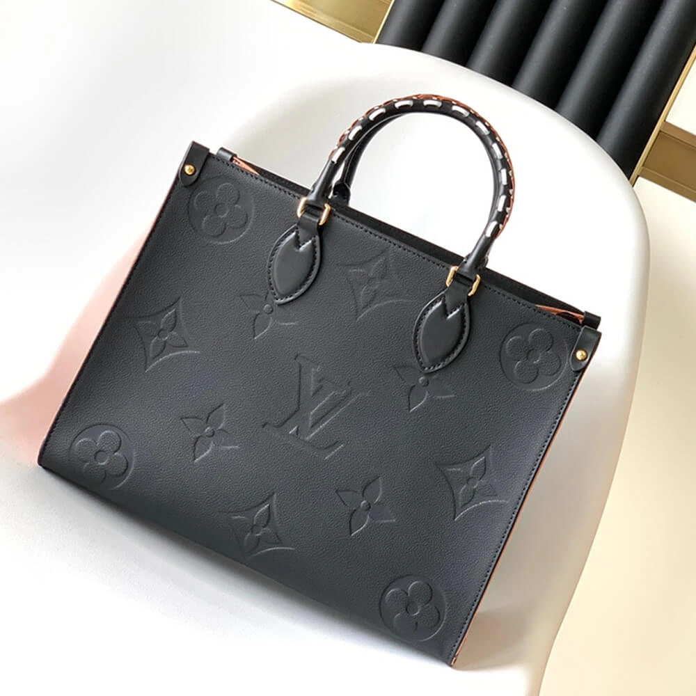 Louis Vuitton ONTHEGO MM Compact 672