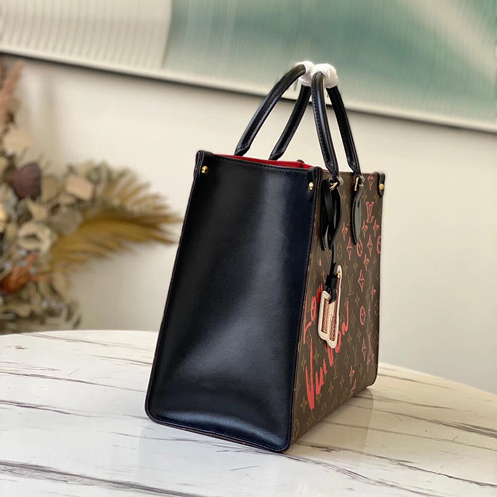 Sophisticated Louis Vuitton ONTHEGO MM 618