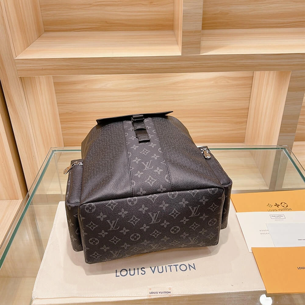 Louis Vuitton Outdoor Backpack DailyWear 716