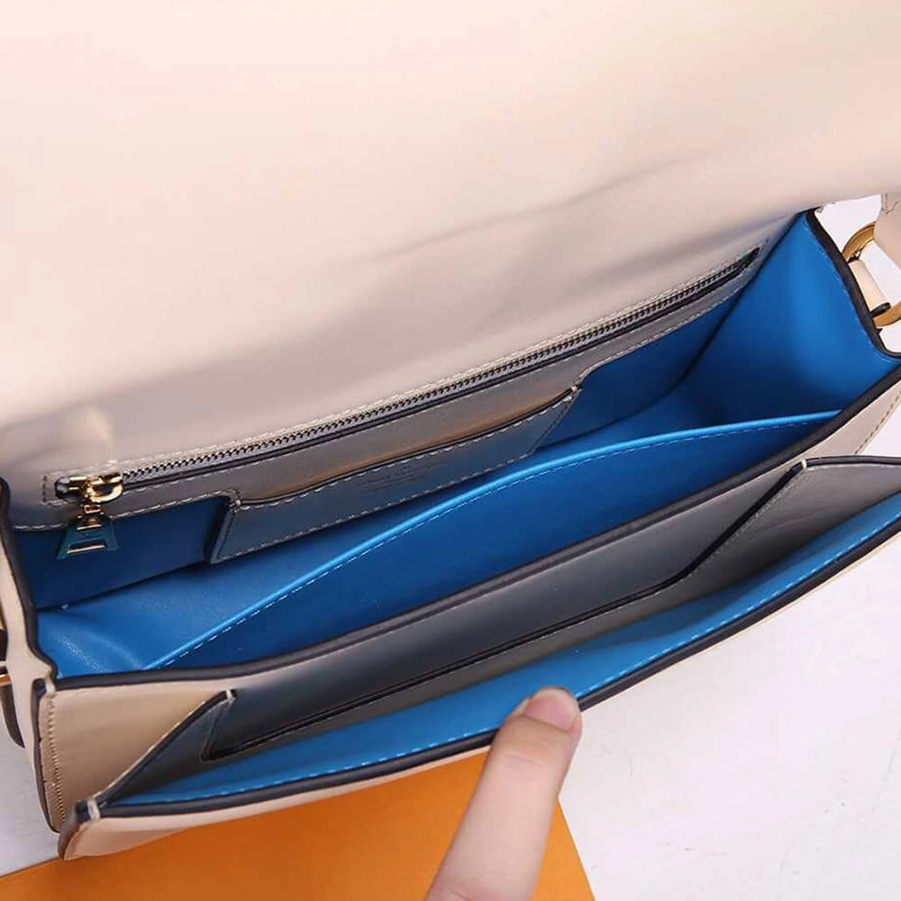 Durable Louis Vuitton PONT 743