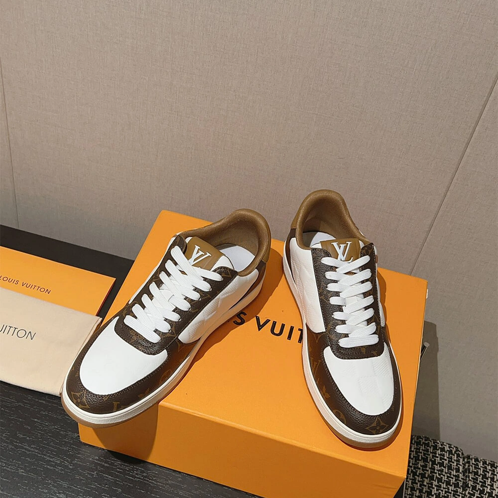 Louis Vuitton Rivoli Sneaker Durable 3186