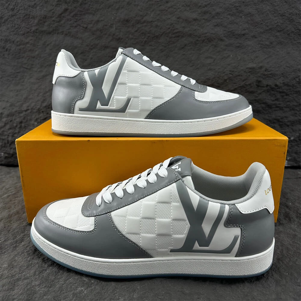 Cozy Louis Vuitton Rivoli Sneaker 3229