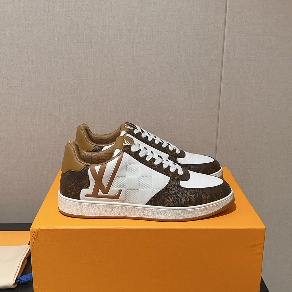 Louis Vuitton Rivoli Sneaker Durable 3186