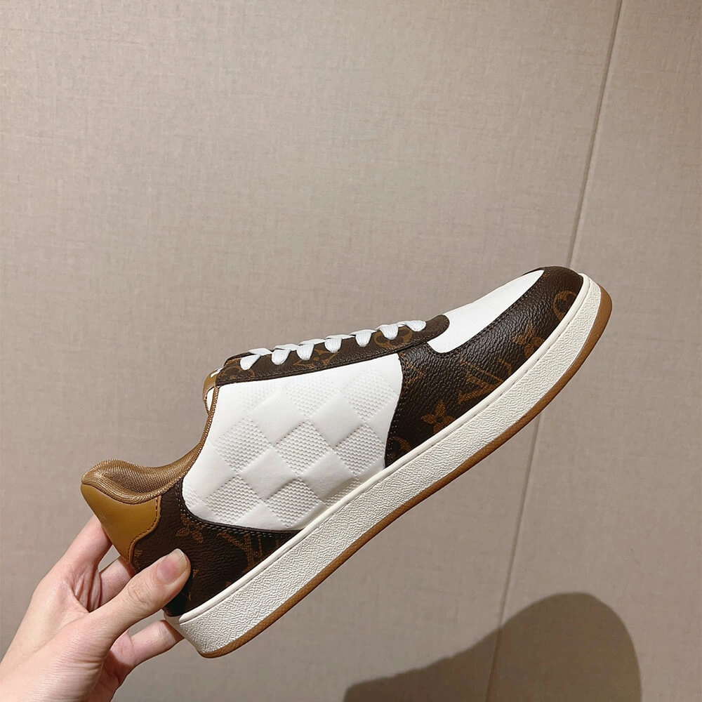 Louis Vuitton Rivoli Sneaker Durable 3186