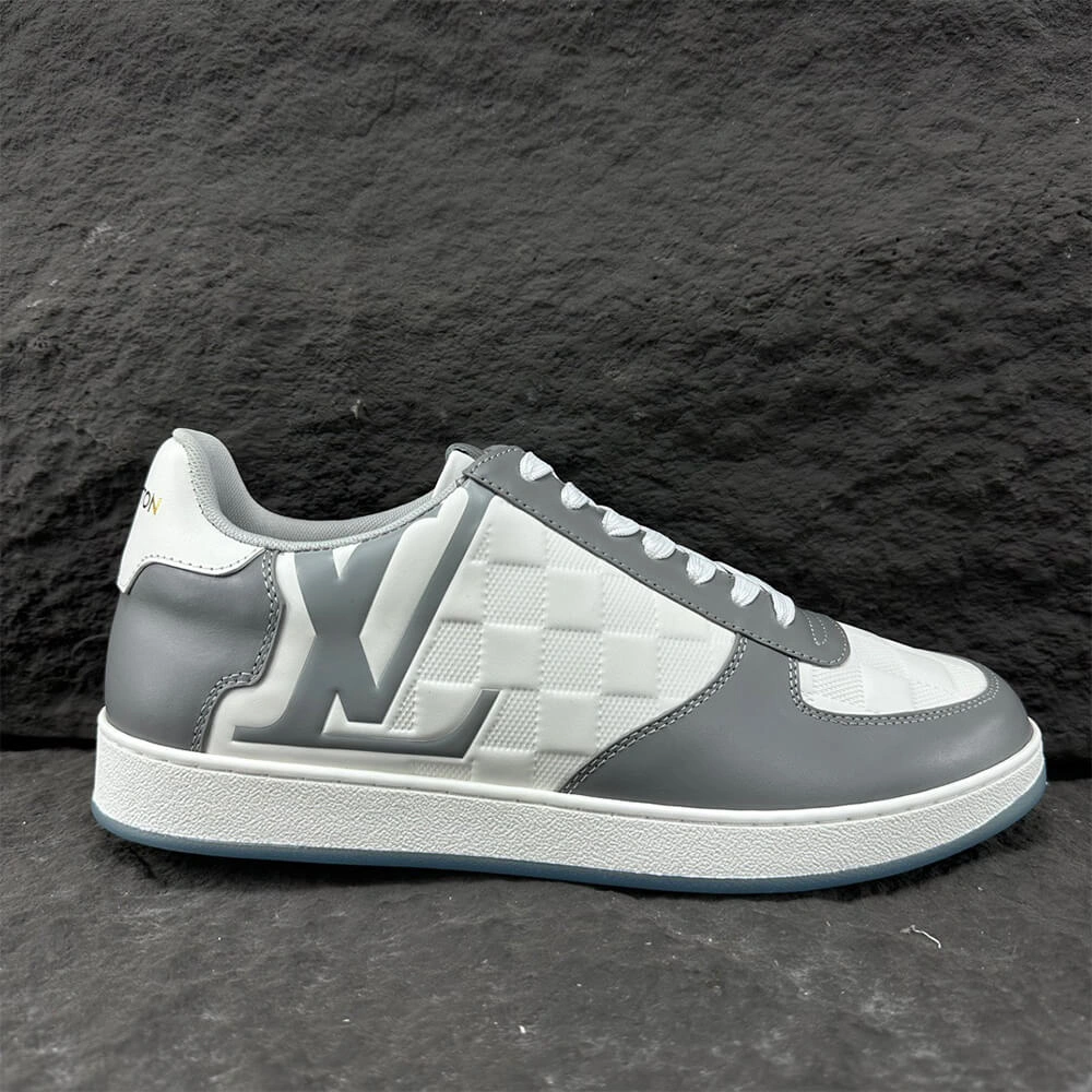 Cozy Louis Vuitton Rivoli Sneaker 3229
