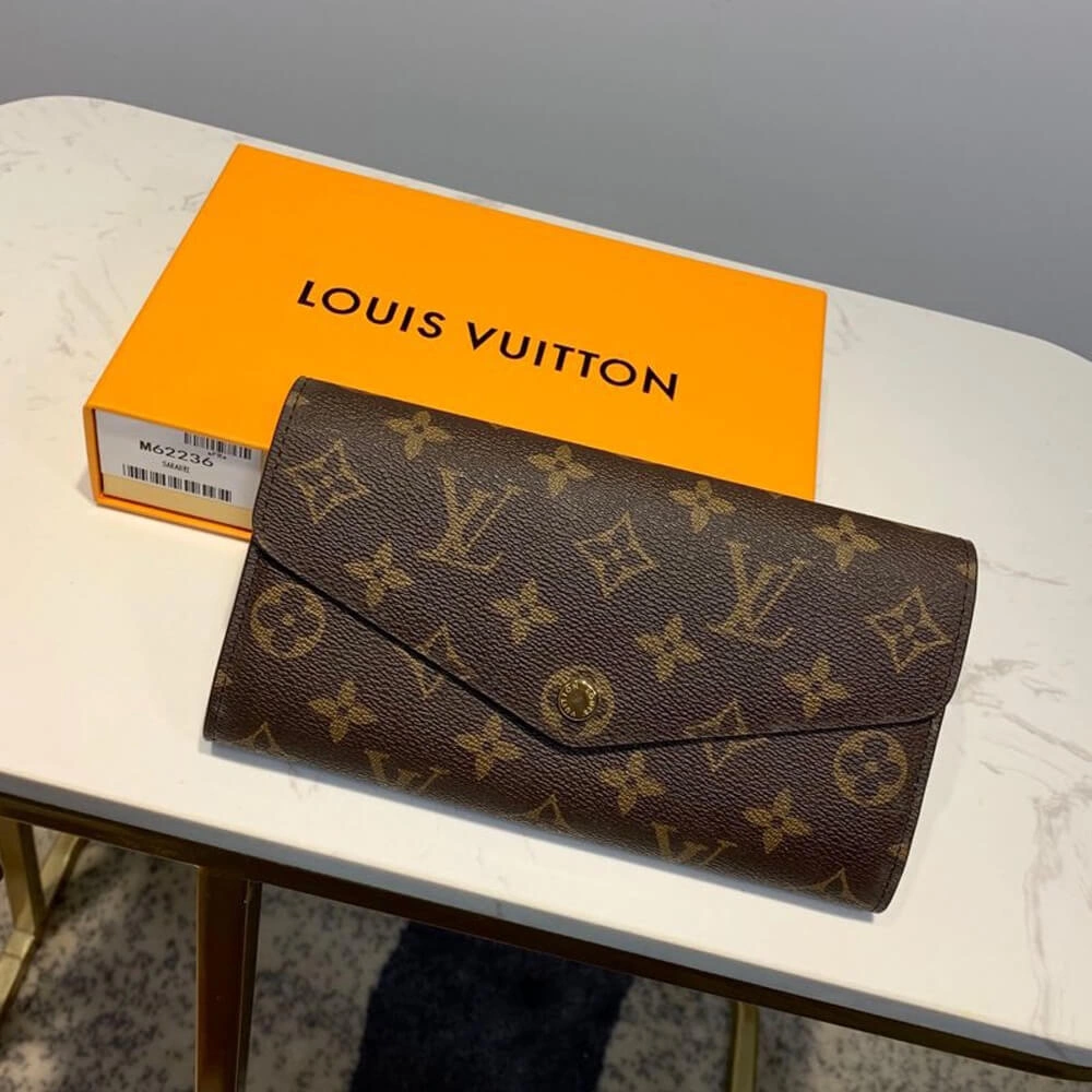 SmoothTexture Louis Vuitton Sarah Wallet 711